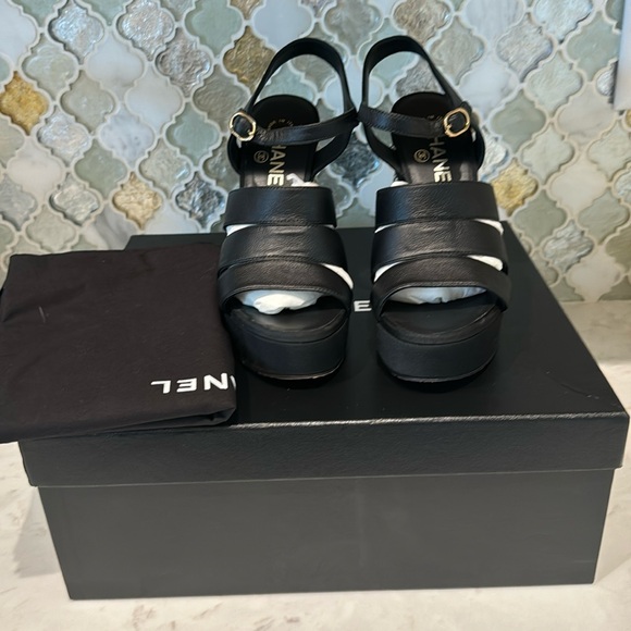 Authentic Chanel black pearl wedge leather Strap Sandals - Picture 6 of 9